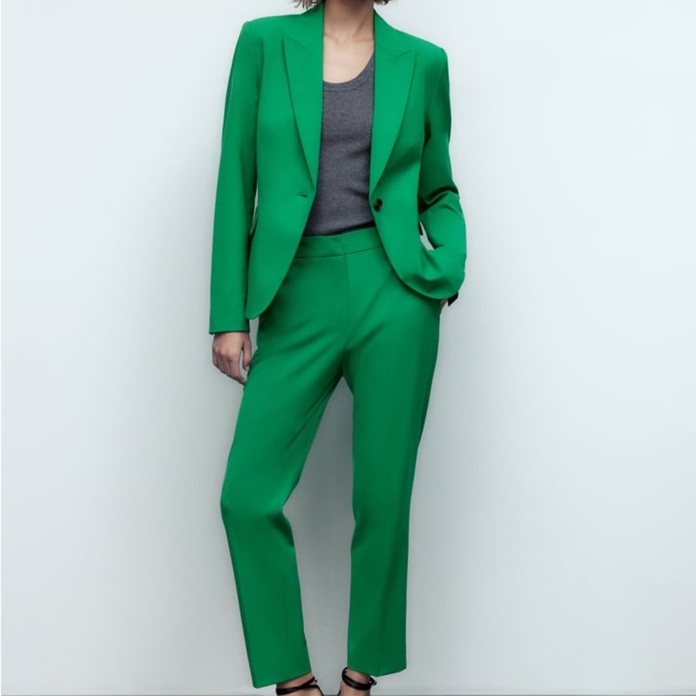 Zara Set - Green Blazer & Ankle Pants - Picture 9 of 17